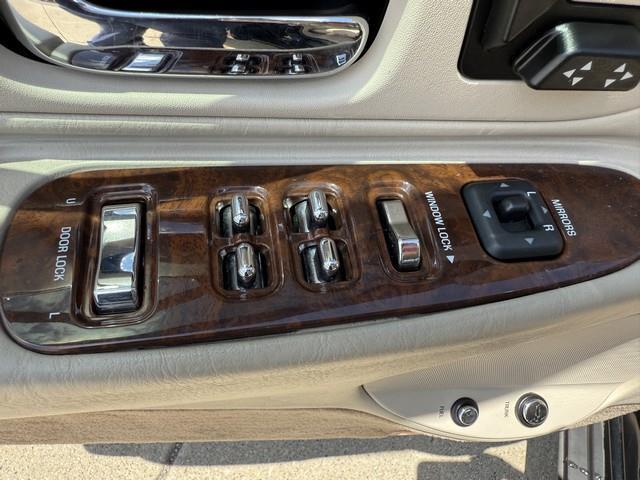 Lincoln Town Car Cartier 2001