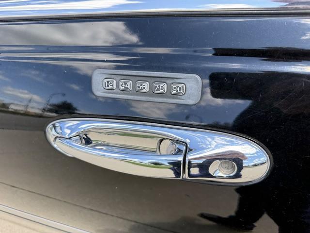 Lincoln Town Car Cartier 2001