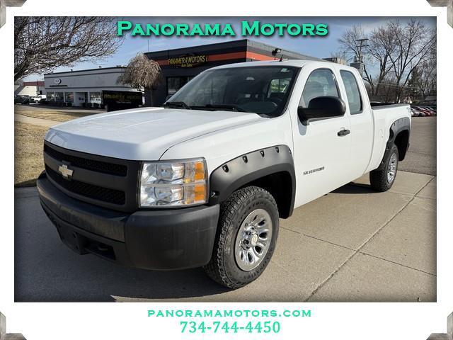 2007 Chevrolet Silverado 1500 Work Truck Ext. Cab 4WD