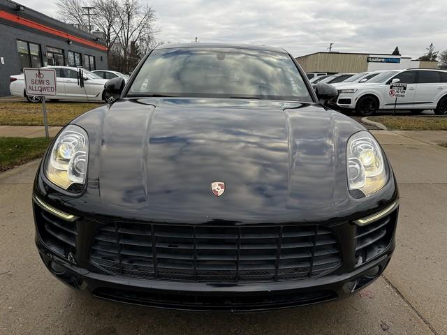 2015 Porsche Macan S photo 2