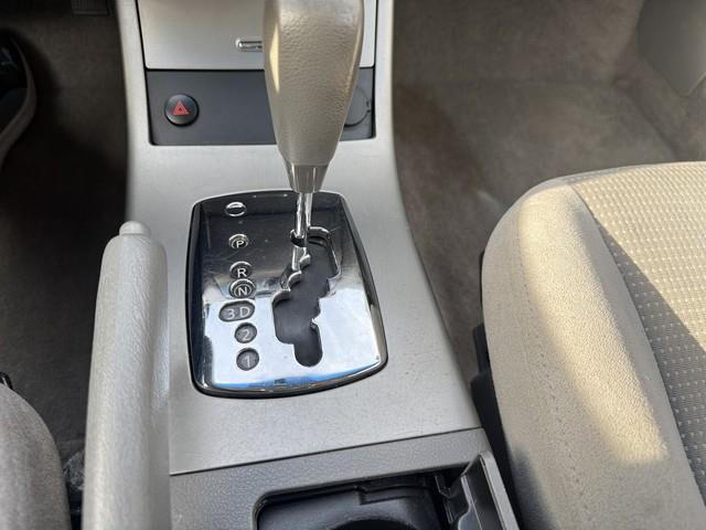 2005 Nissan Altima 2.5 SL photo 22