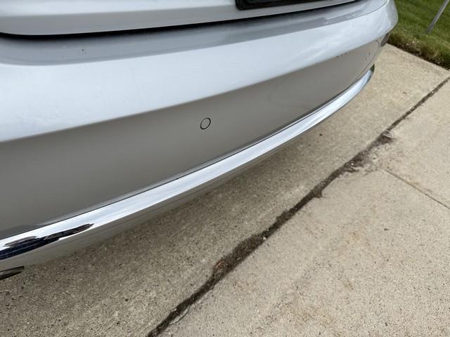 Audi A8 4.2L quattro 2012