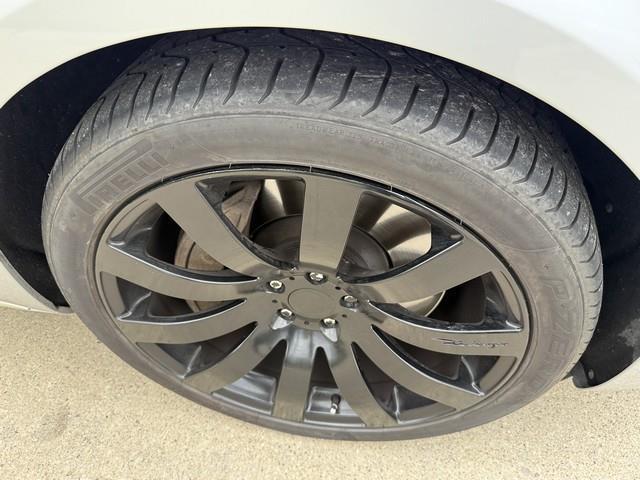 Audi A8 4.2L quattro 2012