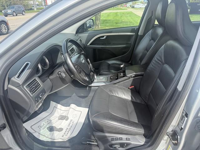 2011 Volvo XC70 3.2 photo 9