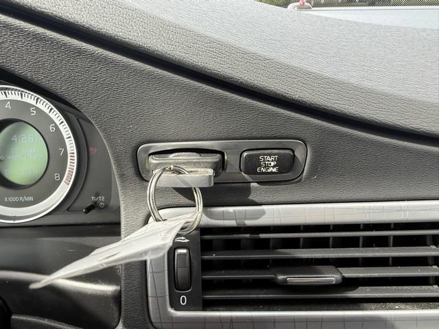2011 Volvo XC70 3.2 photo 20