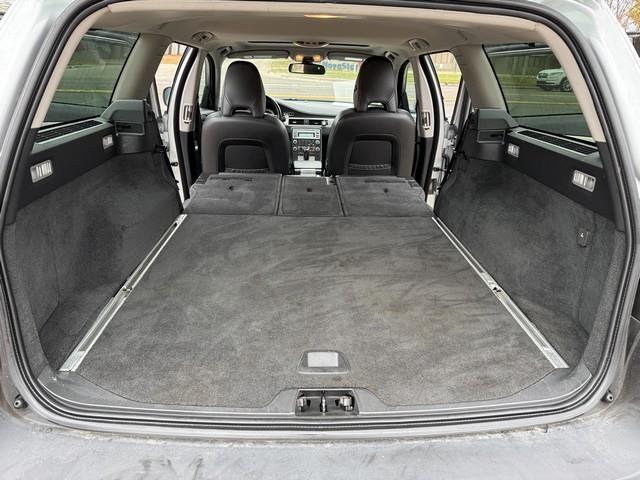 Volvo XC70 3.2 AWD 2011