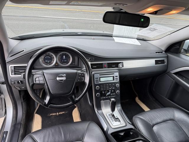 Volvo XC70 3.2 AWD 2011