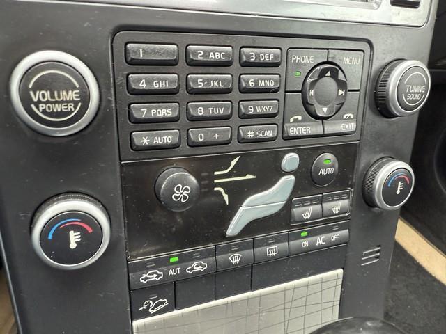 Volvo XC70 3.2 AWD 2011