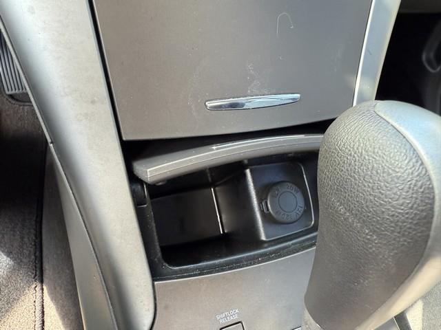 2010 Hyundai Sonata GLS photo 24
