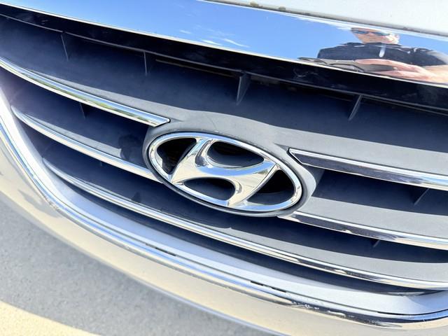 2010 Hyundai Sonata GLS photo 42