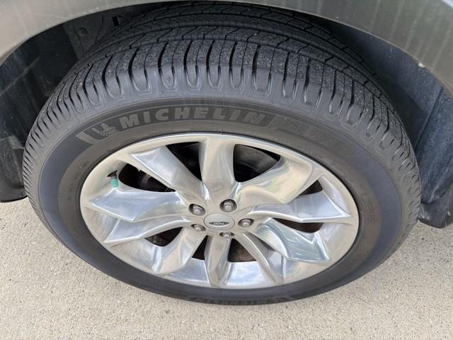 2012 Ford Explorer XLT photo 43