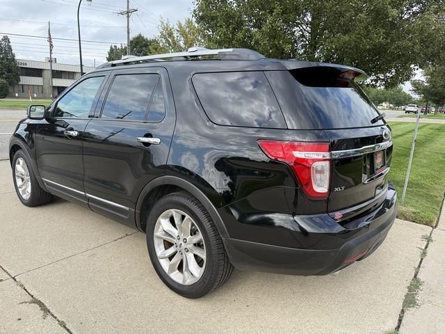 Ford Explorer XLT FWD 2012