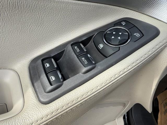 Ford Explorer XLT FWD 2012