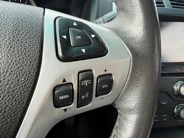 Ford Explorer XLT FWD 2012