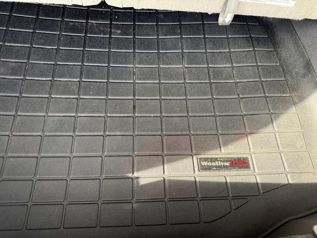 Ford Explorer XLT FWD 2012