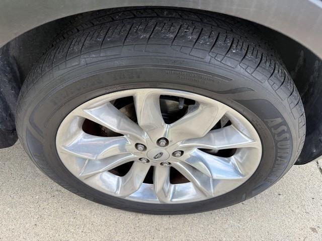 Ford Explorer XLT FWD 2012