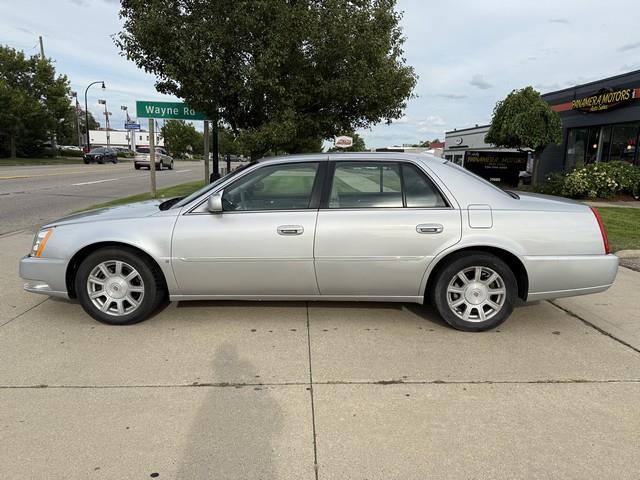 2009 Cadillac DTS Luxury I photo 6
