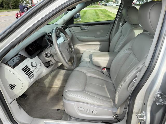 2009 Cadillac DTS Luxury I photo 7