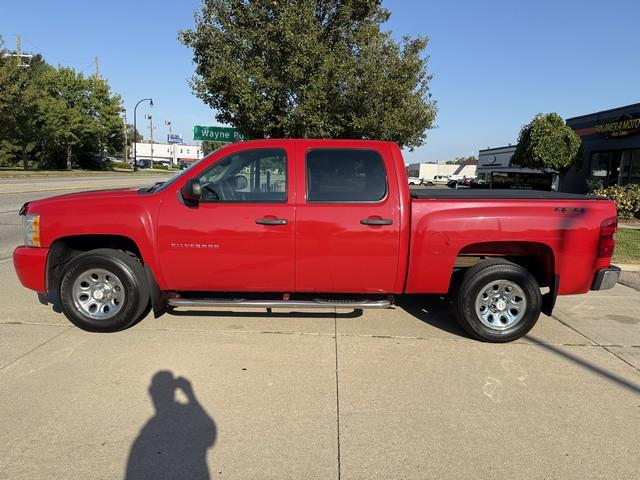 Chevrolet Silverado 1500 LS Crew Cab Short Box 2WD 2011 Chevrolet Silverado 1500 LS Crew Cab Short Box 2WD 2011