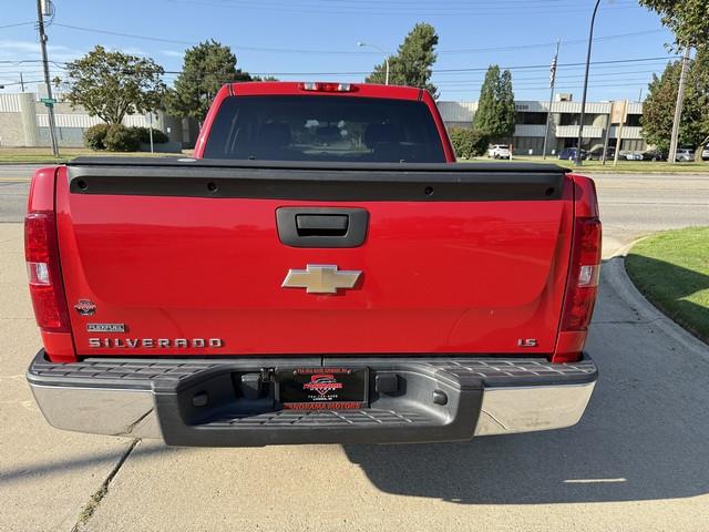 Chevrolet Silverado 1500 LS Crew Cab Short Box 2WD 2011