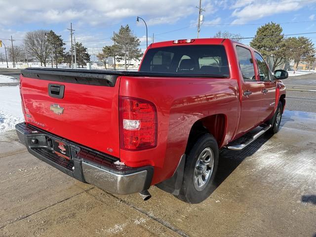Chevrolet Silverado 1500 LS Crew Cab Short Box 2WD 2011