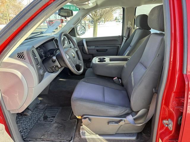 Chevrolet Silverado 1500 LS Crew Cab Short Box 2WD 2011