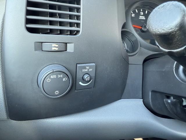 Chevrolet Silverado 1500 LS Crew Cab Short Box 2WD 2011