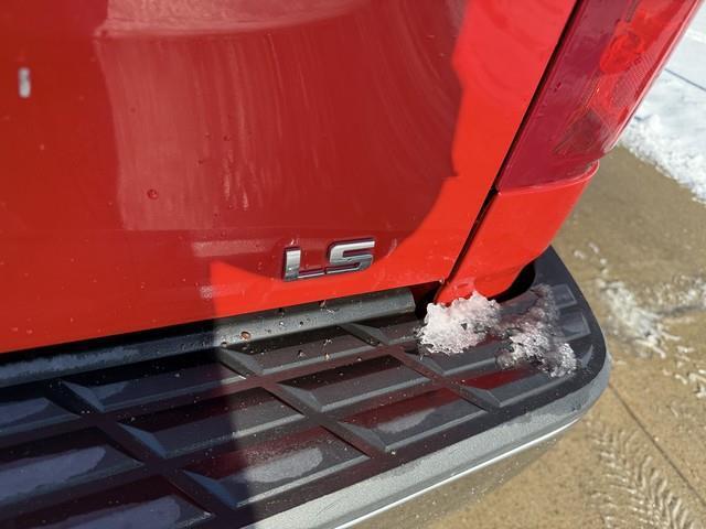 Chevrolet Silverado 1500 LS Crew Cab Short Box 2WD 2011