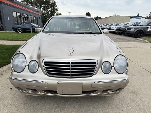 2001 Mercedes Benz E 320 photo 2