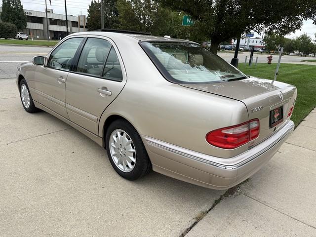 2001 Mercedes Benz E 320 photo 7