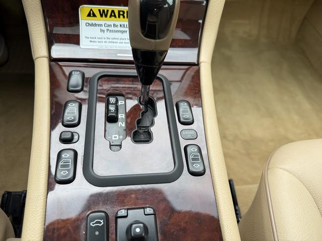 2001 Mercedes Benz E 320 photo 29
