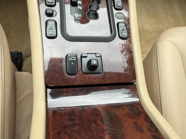 2001 Mercedes Benz E 320 photo 30