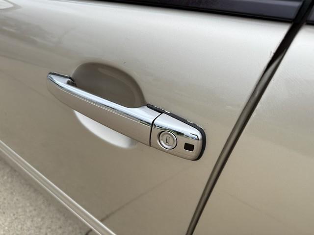 2001 Mercedes Benz E 320 photo 35