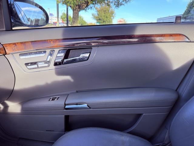 Mercedes-Benz S-Class S550 2007 Mercedes-Benz S-Class S550 2007