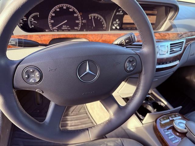 Mercedes-Benz S-Class S550 2007