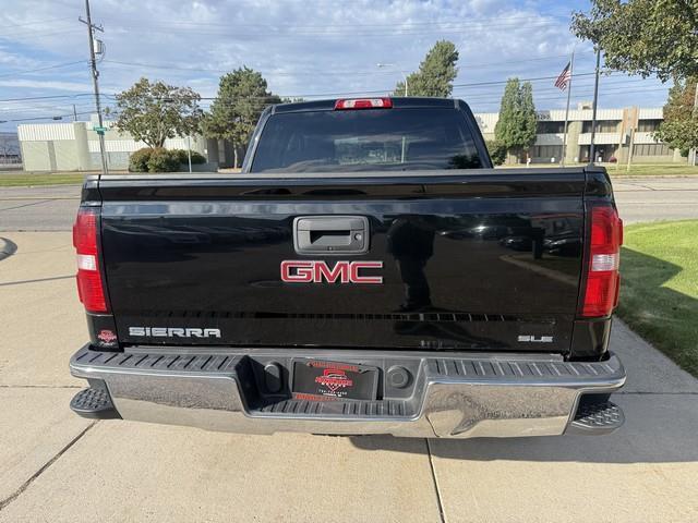GMC Sierra 1500 SLE Crew Cab Long Box 4WD 2017