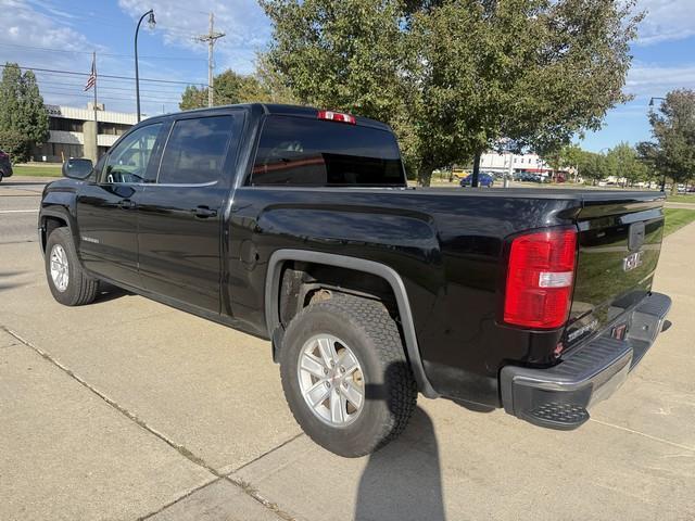 GMC Sierra 1500 SLE Crew Cab Long Box 4WD 2017