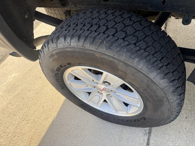 GMC Sierra 1500 SLE Crew Cab Long Box 4WD 2017