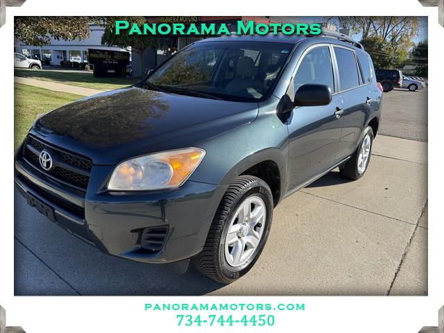 Toyota RAV4 Base I4 4WD 2011 Toyota RAV4 Base I4 4WD 2011