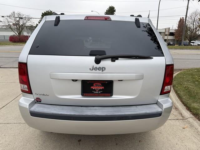 Jeep Grand Cherokee Laredo 2WD 2010