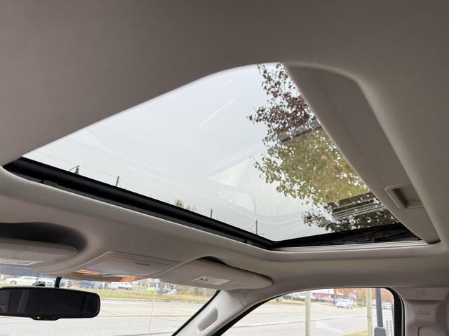 Jeep Grand Cherokee Laredo 2WD 2010