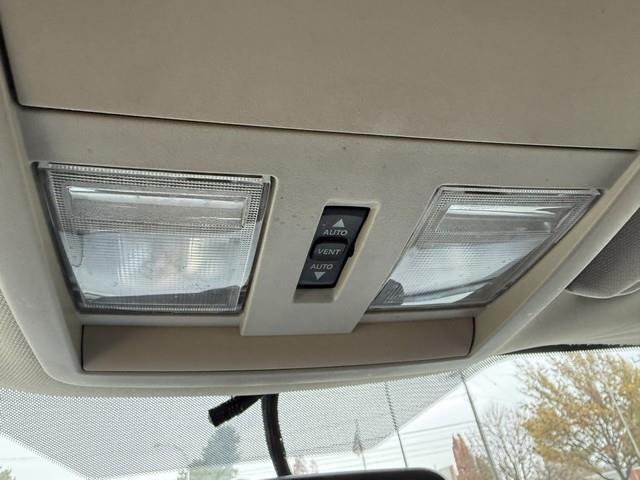 Jeep Grand Cherokee Laredo 2WD 2010