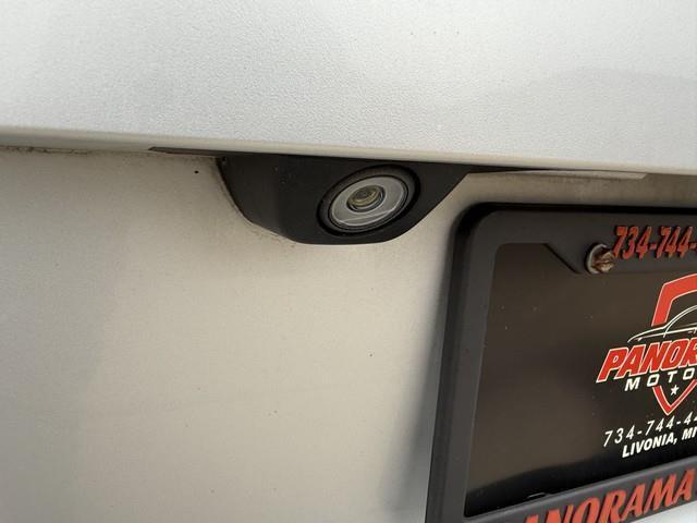 Jeep Grand Cherokee Laredo 2WD 2010