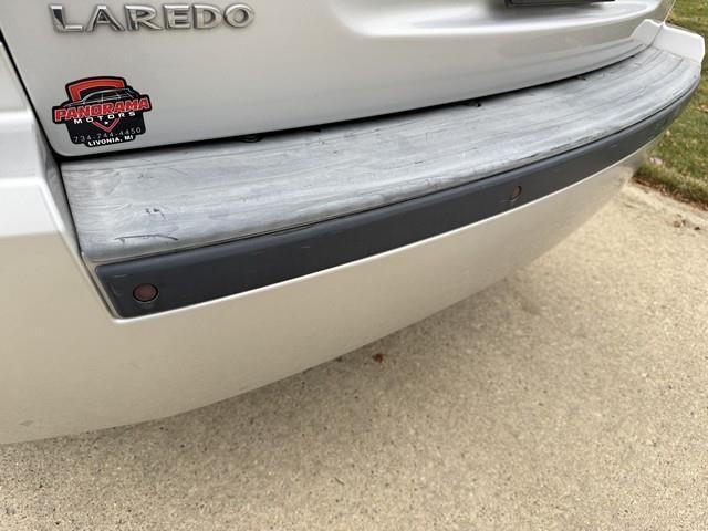 Jeep Grand Cherokee Laredo 2WD 2010