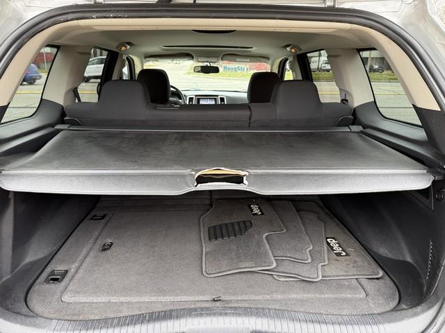 Jeep Grand Cherokee Laredo 2WD 2010