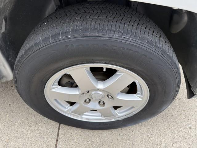 Jeep Grand Cherokee Laredo 2WD 2010