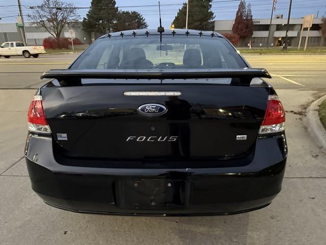 Ford Focus SE Sedan 2008