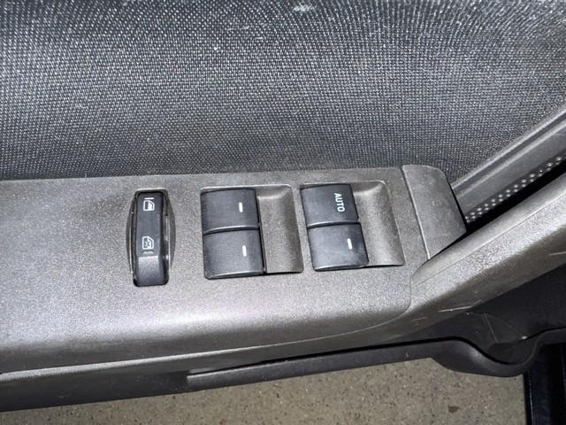 Ford Focus SE Sedan 2008