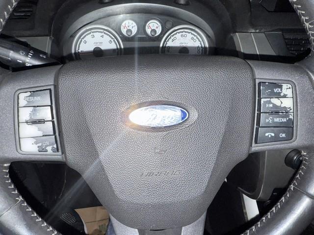 Ford Focus SE Sedan 2008