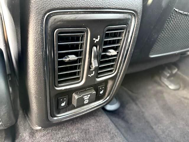 Jeep Grand Cherokee Overland 4WD 2011